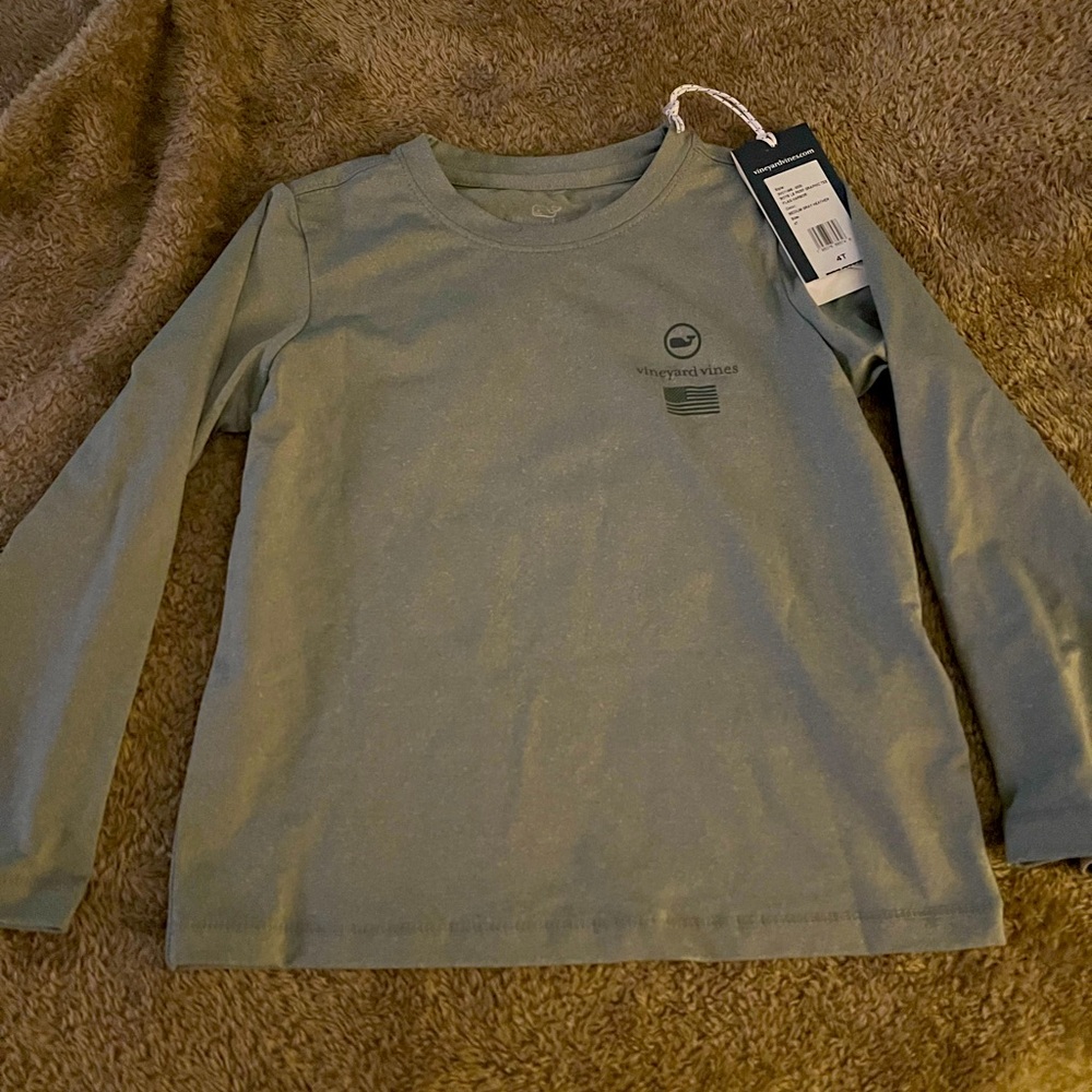 Brand new Vinyard Vines Performance long sleeve gray shirt size 4T